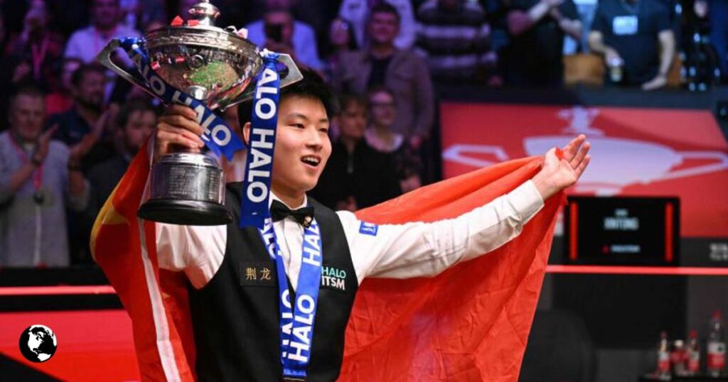 Zhao Xintong at the World Snooker Championship
