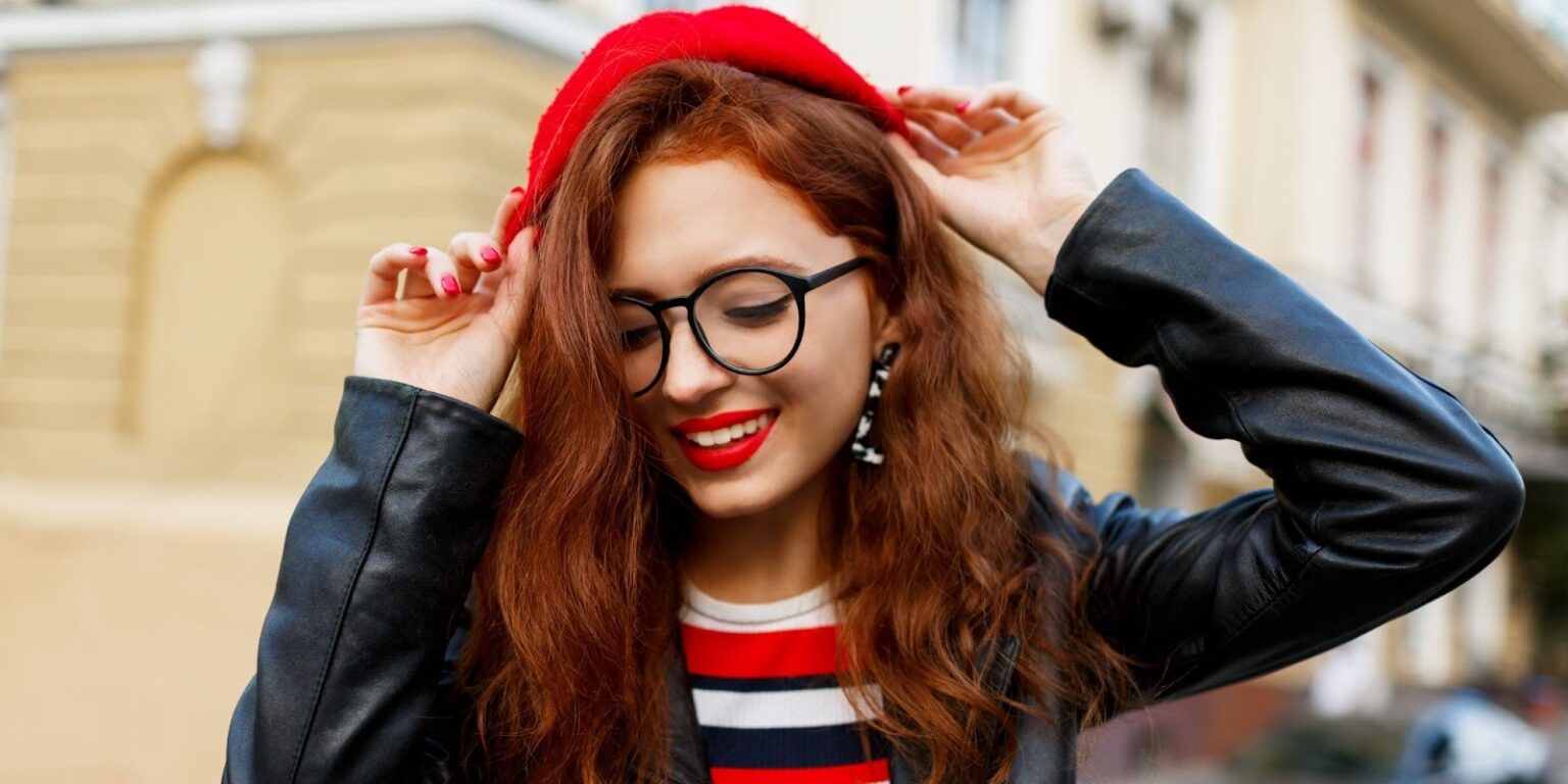 Fashion & Function: Stylish Glasses and Contact Lenses Trends Fashion & Function: Stylish Glasses and Contact Lenses Trends