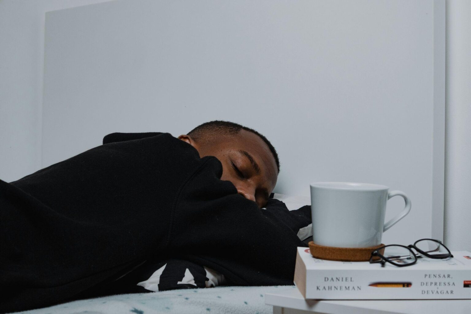 The Sleep Mistakes You're Probably Making at Home-and How to Fix Them