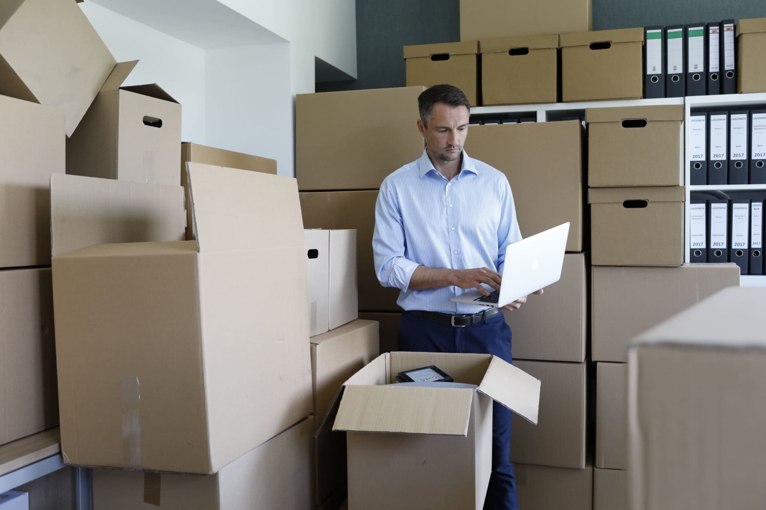 Commercial Storage Solutions: A Smart Way for Businesses to Save Space, Cut Costs, and Scale Commercial Storage Solutions: A Smart Way for Businesses to Save Space, Cut Costs, and Scale